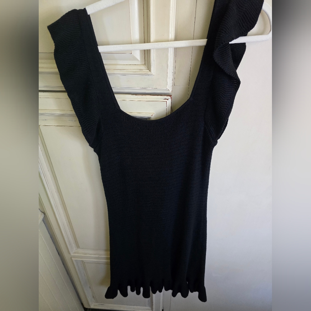 House Of Harlow Black Ruffled Sleeve Knit Dress Nwot